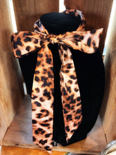 Load image into Gallery viewer, Cheetah Twilly
