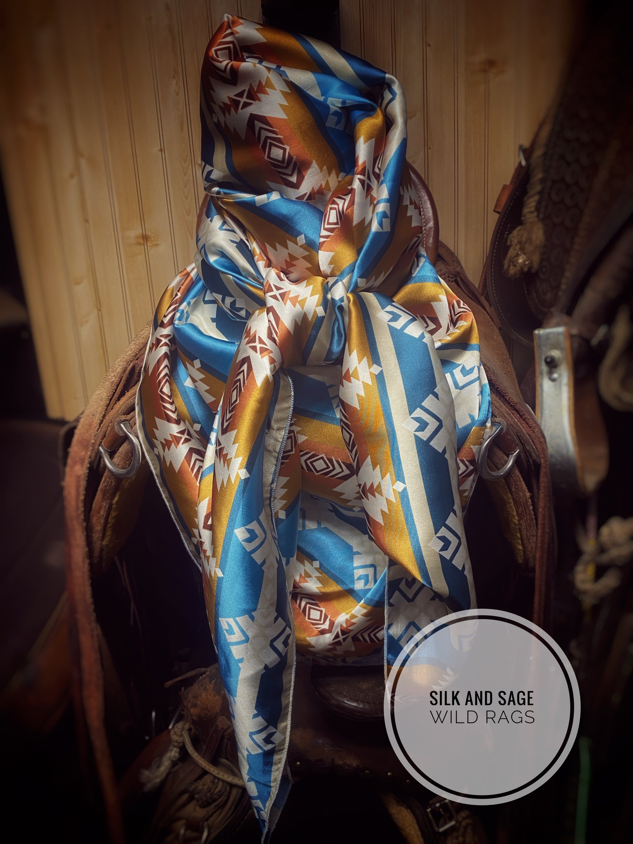 Foulard En Soie Aztec – Orange, Noir, Or, Turquoise – Avec Bague – NEUF